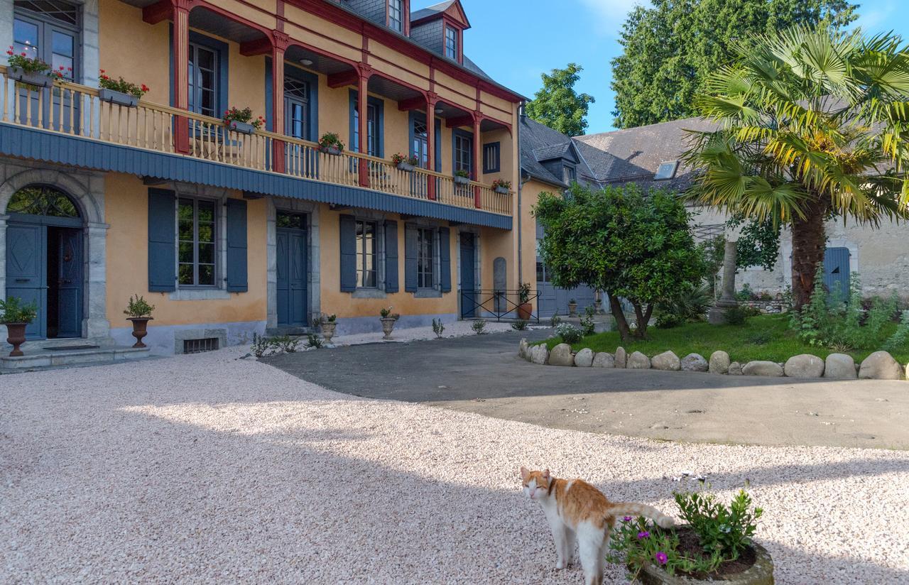 Le Relais Bed and Breakfast Bagnères-de-Bigorre Buitenkant foto